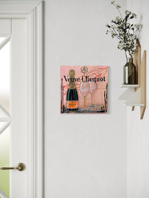 Œuvre originale « Célébration » de Nathalie Chiasson intégrée dans un décor intérieur