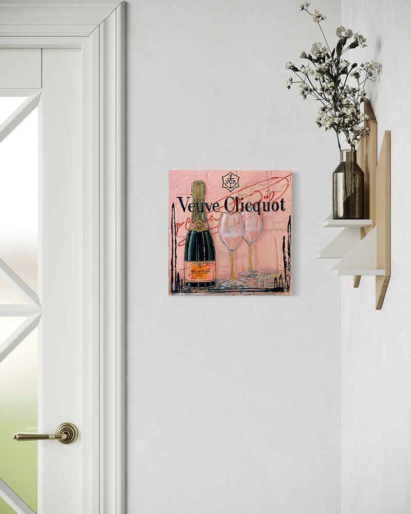 Œuvre originale « Célébration » de Nathalie Chiasson intégrée dans un décor intérieur