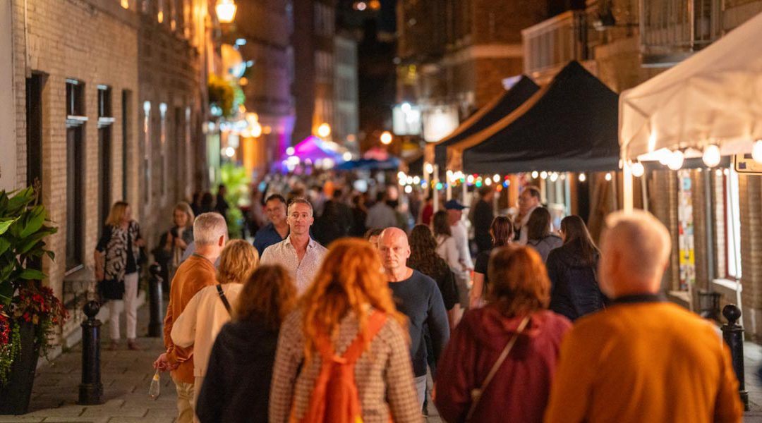 Galleries Night in Quebec City: An Artistic Experience in Old Quebec